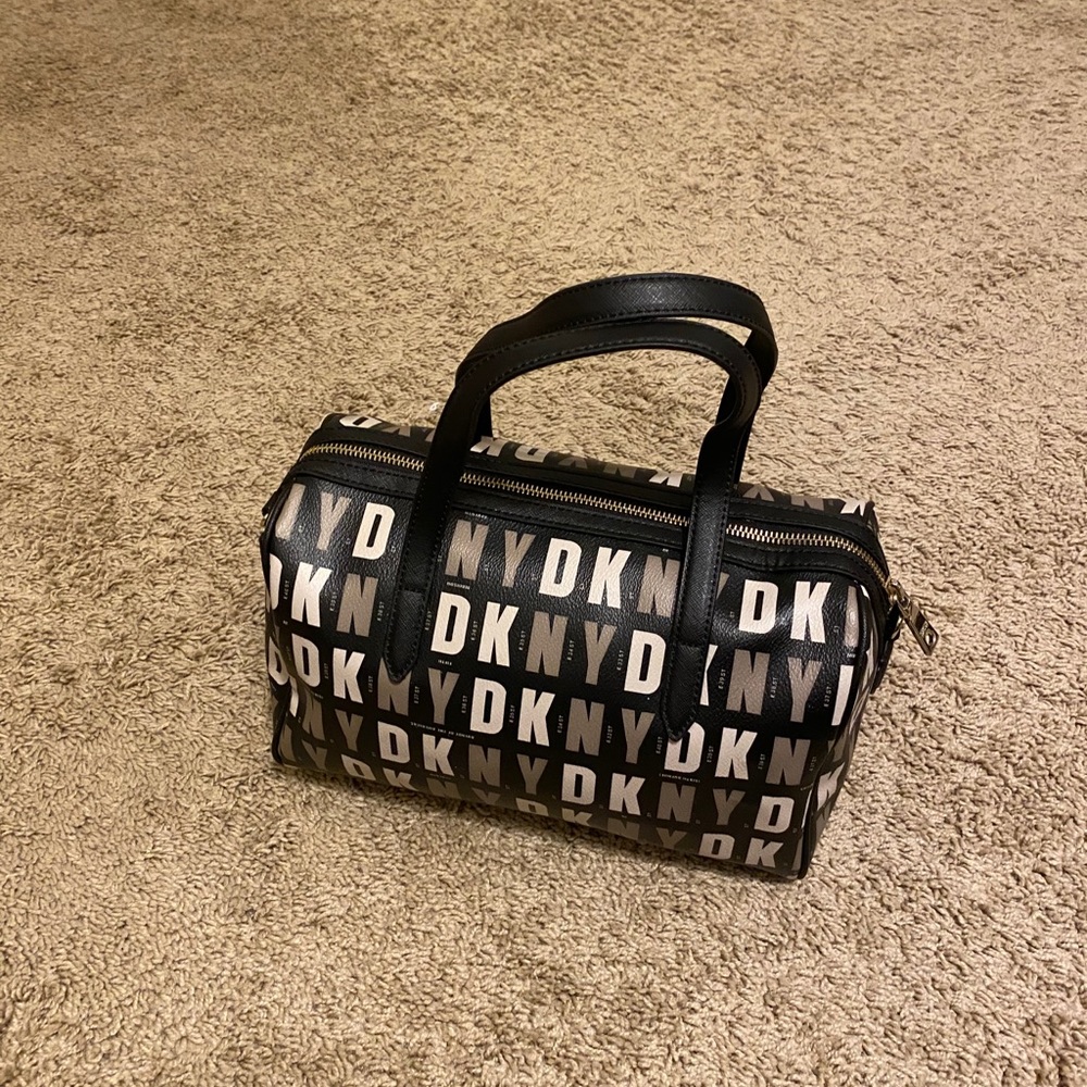 DKNY PURSE
